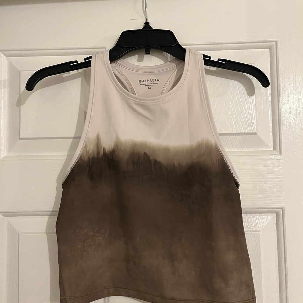 Athleta women’s cropped tank top